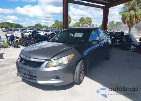2011 Honda Accord 3.5 Ex-L z USA, uszkodzony, nr VIN 1HGCP3F84BA025845